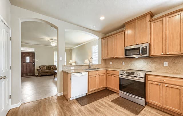 Home for sale at 5317 Cilantro Pl in Leon Valley, TX — photo 3