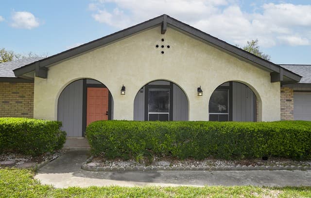 Home for sale at 12418 Bret Springs St in San Antonio, TX — photo 2
