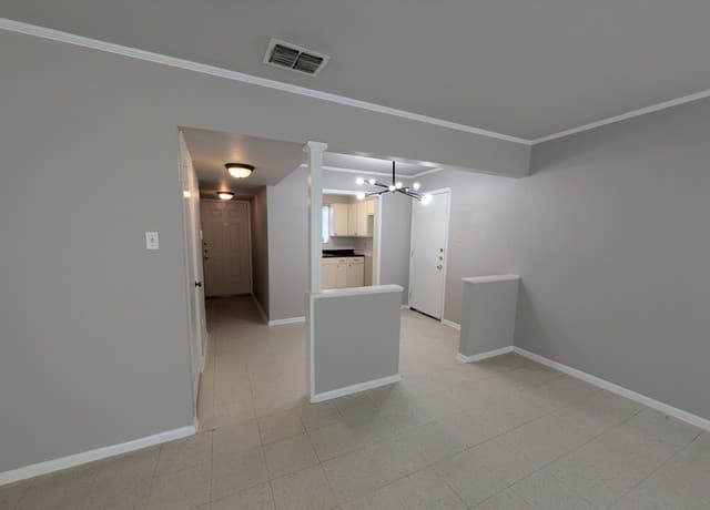 2-bedroom rental at 503 Southtrail Dr in San Antonio TX