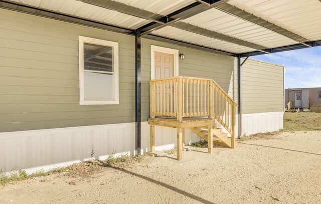Home for sale at 2811 Cr 467 in Devine, TX — photo 2