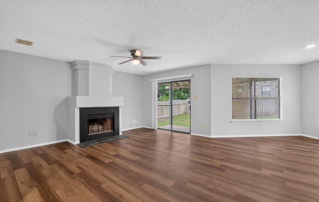 3-bedroom rental at 3824 Forsyth Park in Schertz, TX — photo 4