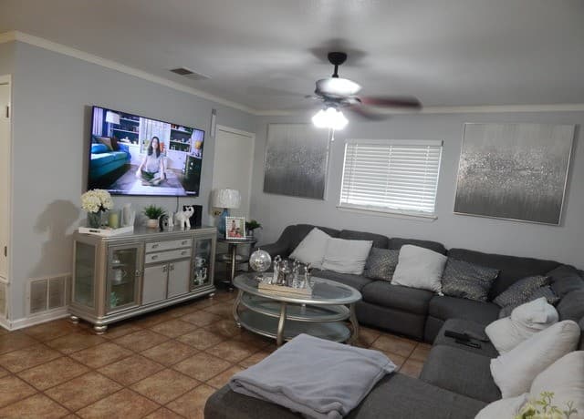 Home for sale at 1807 Ann Arbor Dr in San Antonio, TX — photo 4