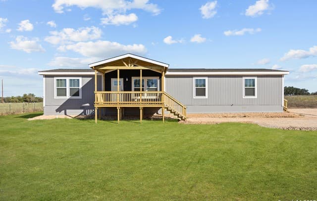 3-bedroom home for sale at 2354 Stevens Rd in Somerset TX