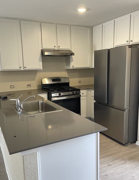 3-bedroom rental at 215 Layne Way in Marion, TX — photo 5