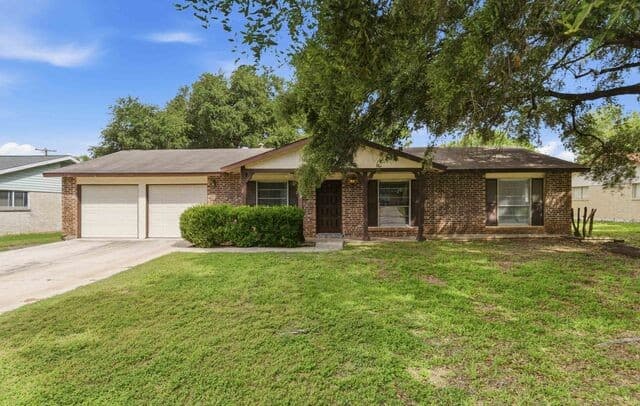Home for sale at 5719 Creekwood St in San Antonio, TX — photo 1