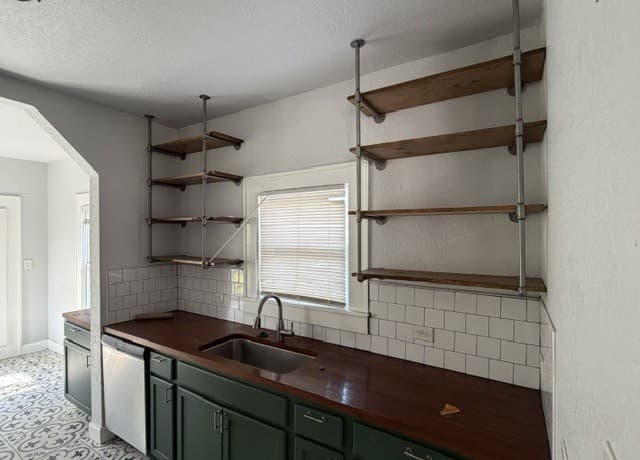 Home for sale at 703 Avant in San Antonio, TX — photo 4