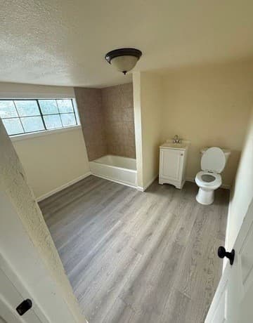Home for sale at 1623 Montezuma St in San Antonio, TX — photo 5