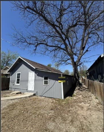 Home for sale at 1111 Delgado St in San Antonio, TX — photo 1