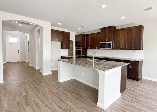 Home for sale at 160 Sambar Main in Schertz, TX — photo 2