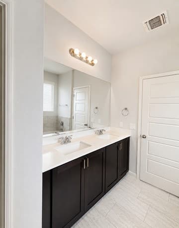 Home for sale at 160 Sambar Main in Schertz, TX — photo 4