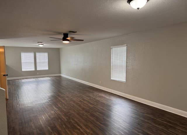 Home for sale at 4618 Stallion Cv in San Antonio, TX — photo 3