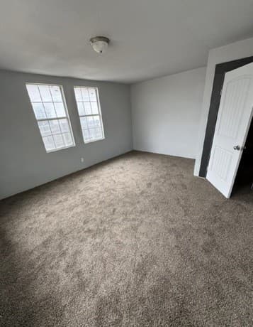 Home for sale at 723 Waverly Ave in San Antonio, TX — photo 4
