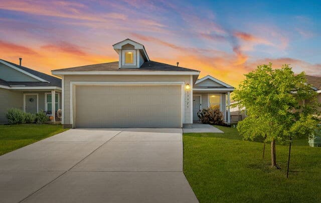 3-bedroom home for sale at 13923 Jersey Cow in San Antonio TX