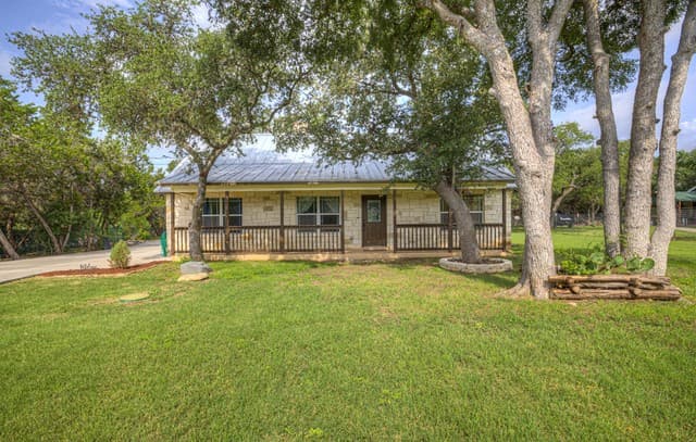 Home for sale at 1840 Rustic Oak Ln in Spring Branch, TX — photo 1