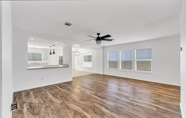 Home for sale at 4527 Sherwood in San Antonio, TX — photo 4