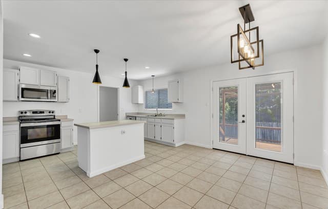 Home for sale at 4527 Sherwood in San Antonio, TX — photo 5