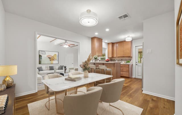 Home for sale at 107 Shropshire Dr in San Antonio, TX — photo 5