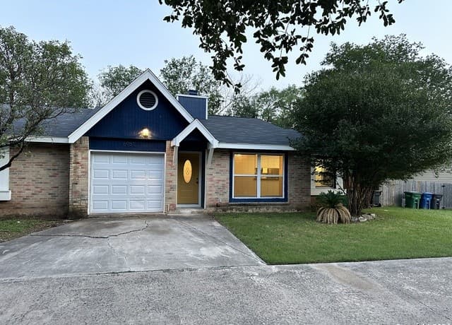 2-bedroom rental at 6951 Wright Way St in San Antonio TX
