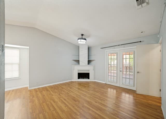Home for sale at 2882 Cherry Field Dr in San Antonio, TX — photo 4