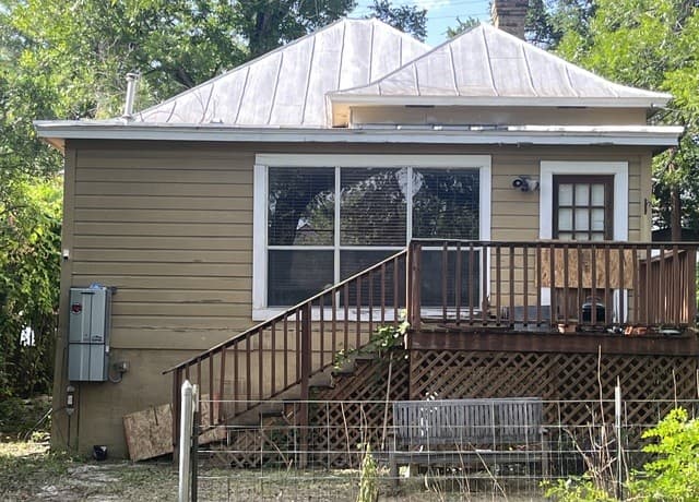 Home for sale at 432 W Woodlawn Ave in San Antonio, TX — photo 3