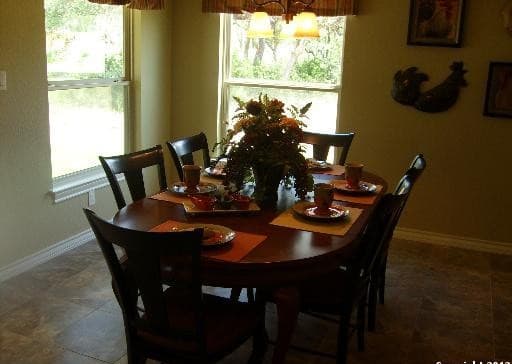 5-bedroom rental at 8835 Napa Landing in Boerne, TX — photo 5