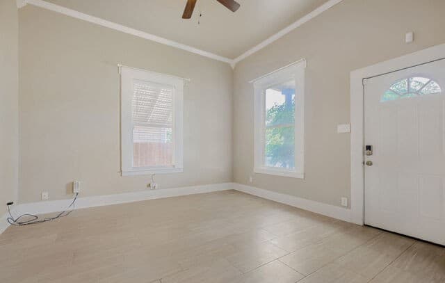 Home for sale at 811 Lamar St in San Antonio, TX — photo 4