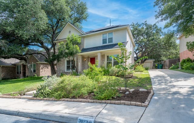 Home for sale at 3023 Fall Crest Dr in San Antonio, TX — photo 3