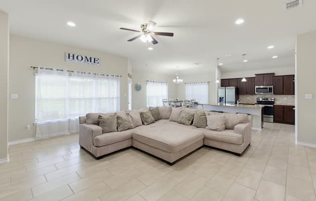 3-bedroom home for sale at 148 Lark Hill in Floresville TX