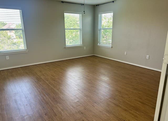 3-bedroom rental at 101 Mustang Run in Boerne, TX — photo 5