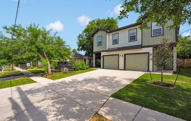 3-bedroom rental at 521 Dakota Unit 102 in San Antonio TX