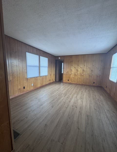 3-bedroom rental at 148 Hickory Hill Dr in La Vernia, TX — photo 5