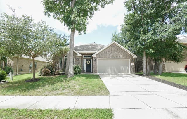 3-bedroom rental at 10309 Hoot Owl in Schertz TX