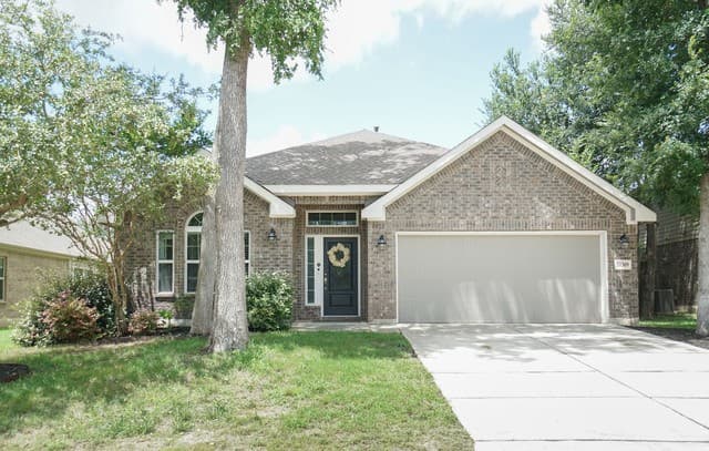 3-bedroom rental at 10309 Hoot Owl in Schertz, TX — photo 2