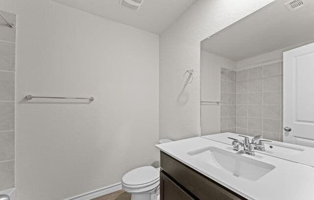 Home for sale at 321 Singing Valley in Cibolo, TX — photo 5