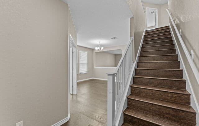 Home for sale at 111 Kyle Cv in Universal City, TX — photo 4