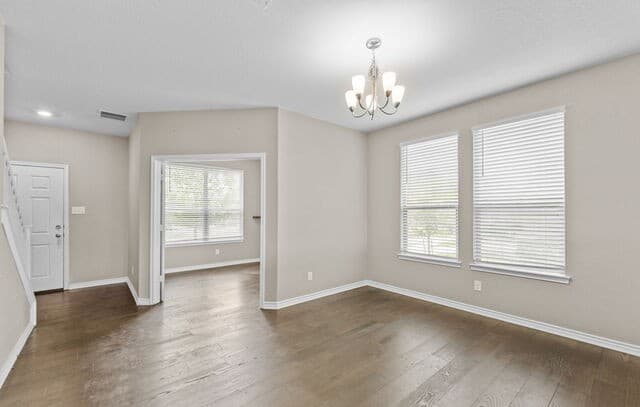 Home for sale at 111 Kyle Cv in Universal City, TX — photo 5