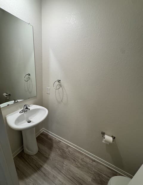 Home for sale at 3930 Leighton Hbr in Von Ormy, TX — photo 5