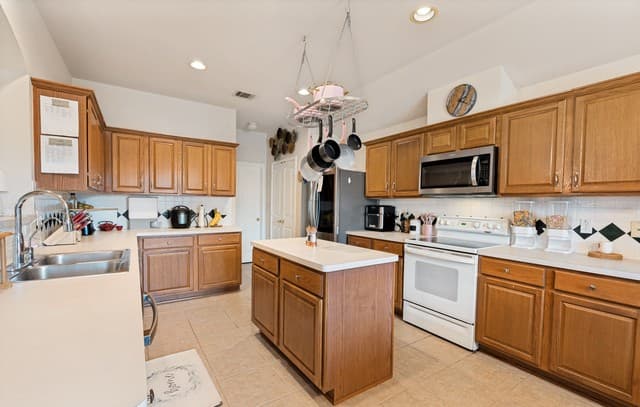 Home for sale at 253 Tierra Grande in Cibolo, TX — photo 5