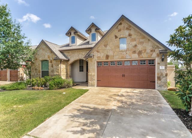 3-bedroom rental at 164 Autumn Rdg in Boerne, TX — photo 2