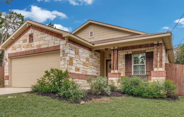 Home for sale at 422 Weatherby Dr in Spring Branch, TX — photo 1