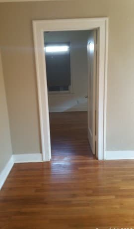 2-bedroom rental at 2223 E Houston St in San Antonio, TX — photo 3