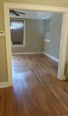 2-bedroom rental at 2223 E Houston St in San Antonio, TX — photo 4