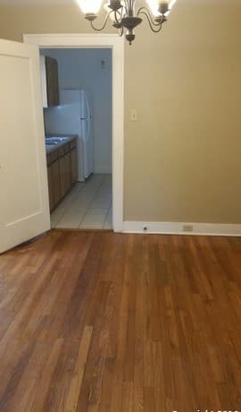 2-bedroom rental at 2223 E Houston St in San Antonio, TX — photo 5