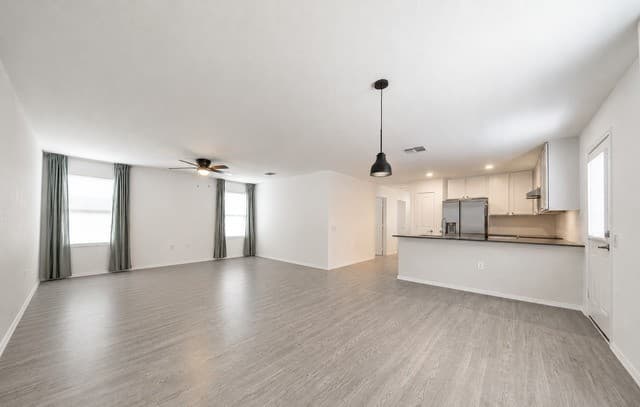 Home for sale at 13322 Furyk Dr in San Antonio, TX — photo 3