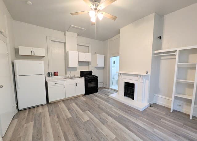 0rental at 822 E Carson St Unit 7 in San Antonio, TX — photo 5