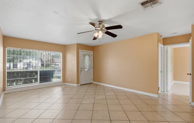 Home for sale at 9050 Island View St in San Antonio, TX — photo 2