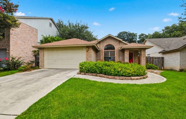 Home for sale at 13810 Cedar Cyn in San Antonio, TX — photo 2