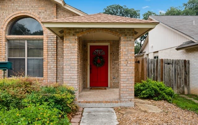 Home for sale at 13810 Cedar Cyn in San Antonio, TX — photo 4