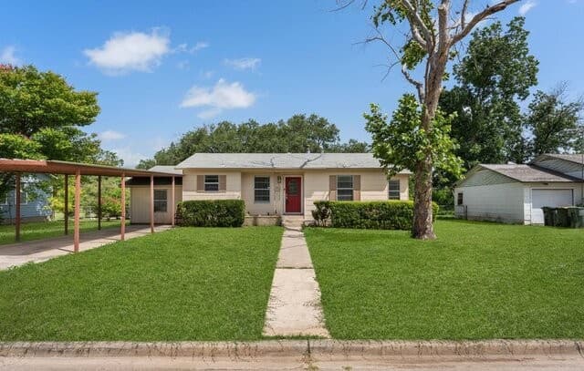 4-bedroom rental at 515 Mitchell Ave in Schertz, TX — photo 1
