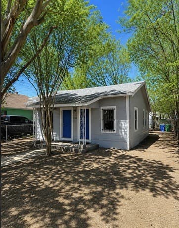 Home for sale at 213 Huntington in San Antonio, TX — photo 2